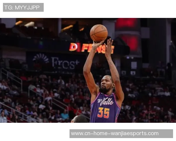 杜兰特：詹姆斯的球技仍在前进，他提升了三分和后仰跳投